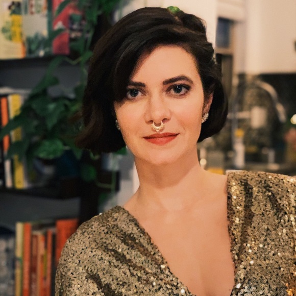 Meet your Posher, Emily - Picture 3 of 13